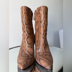 PAIGE Cream Leather Ankle Boot